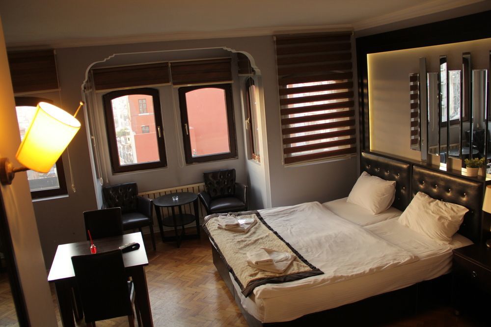 塔克西姆艾滚斯套房酒店 伊斯坦布尔 外观 照片